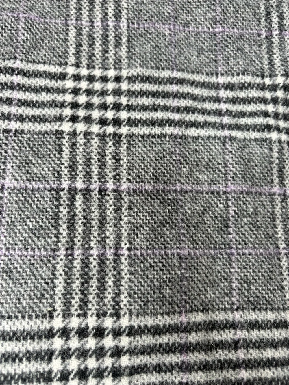 Paul Costelloe Ireland Black White Plaid Check 100% Lambswool 12*64 Scarf Preppy
